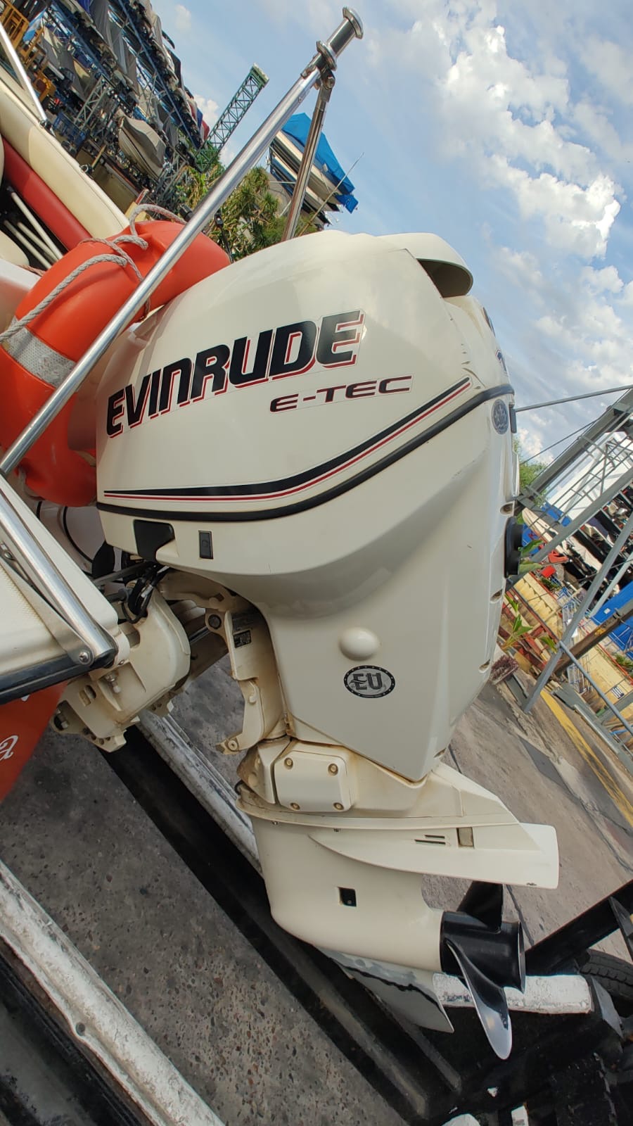 Classic 2012 Evinrude etec 115 hp